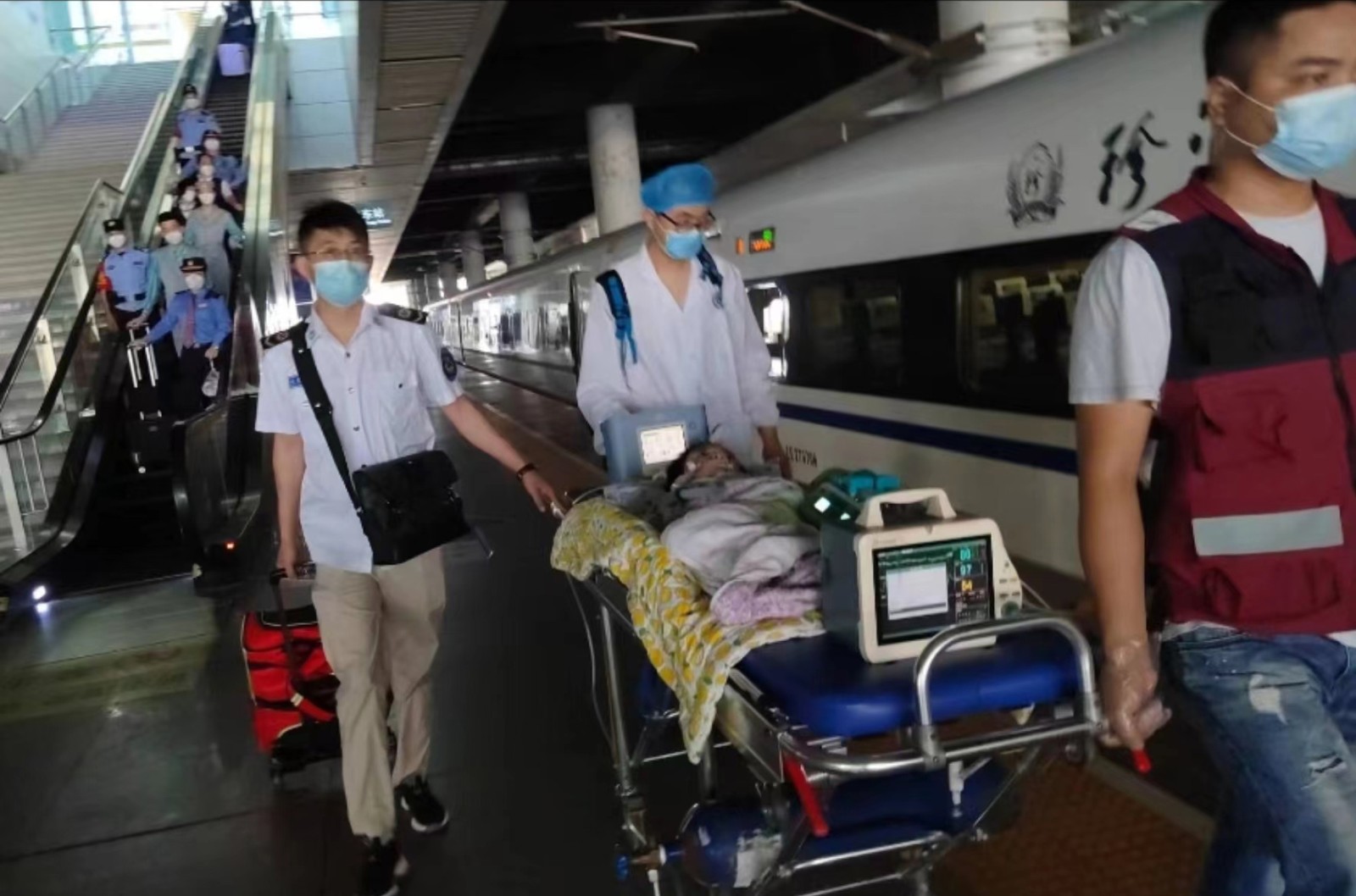 繁峙县高铁转运公司